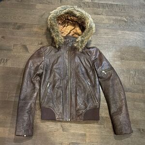 Danier women’s 3 XS leather jacket, excellent used condition